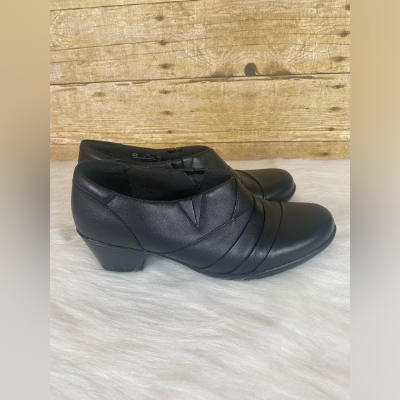 Clarks Rosalyn Adele 8.5 W Shoe Black Leather Slip On Loafer - Picture 6 of 12